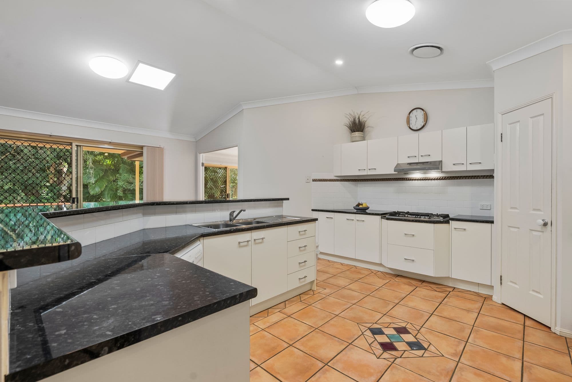 5 Primwood Court, Samford Valley QLD 4520, Samford Valley - Thumbnail 7