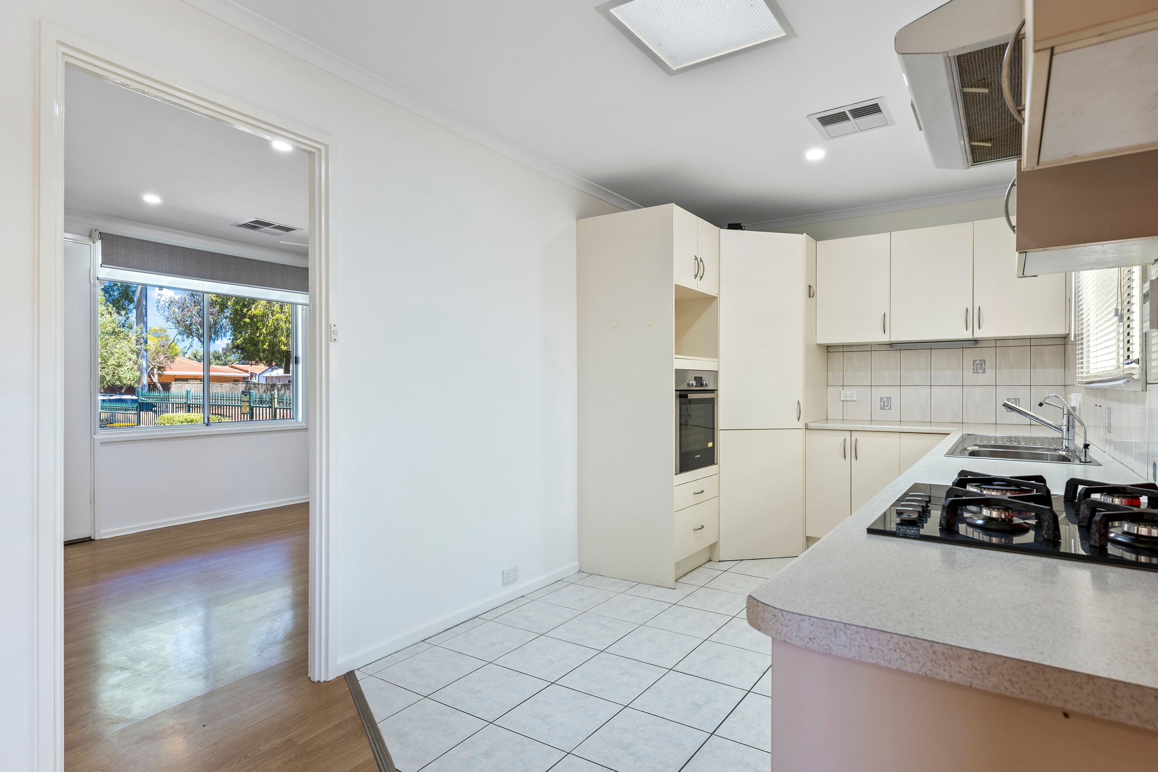 13 Dotterel Drive, Semaphore Park SA 5019, Semaphore Park - Thumbnail 6