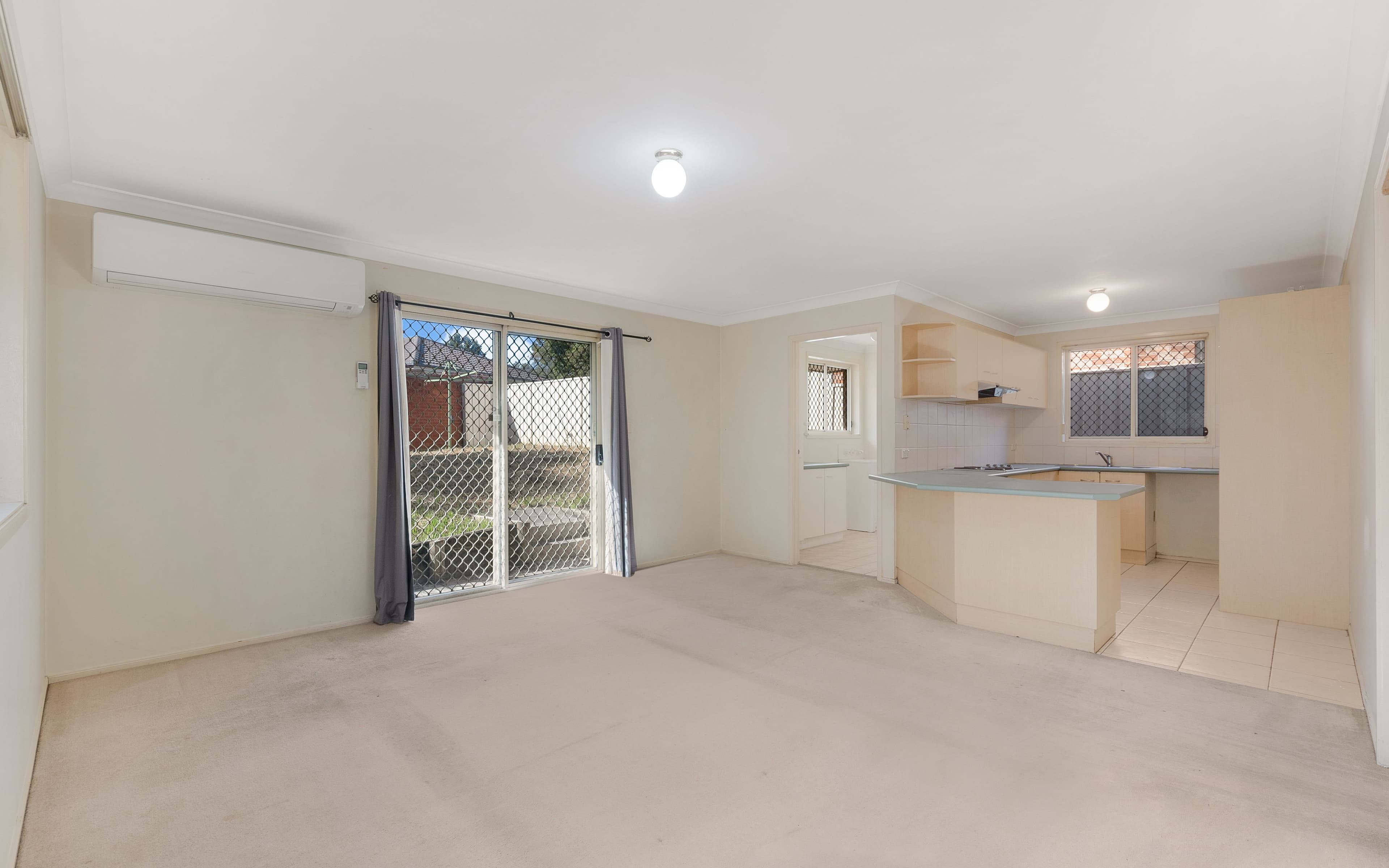92A Canterbury Road, Glenfield NSW 2167, Glenfield - Thumbnail 3