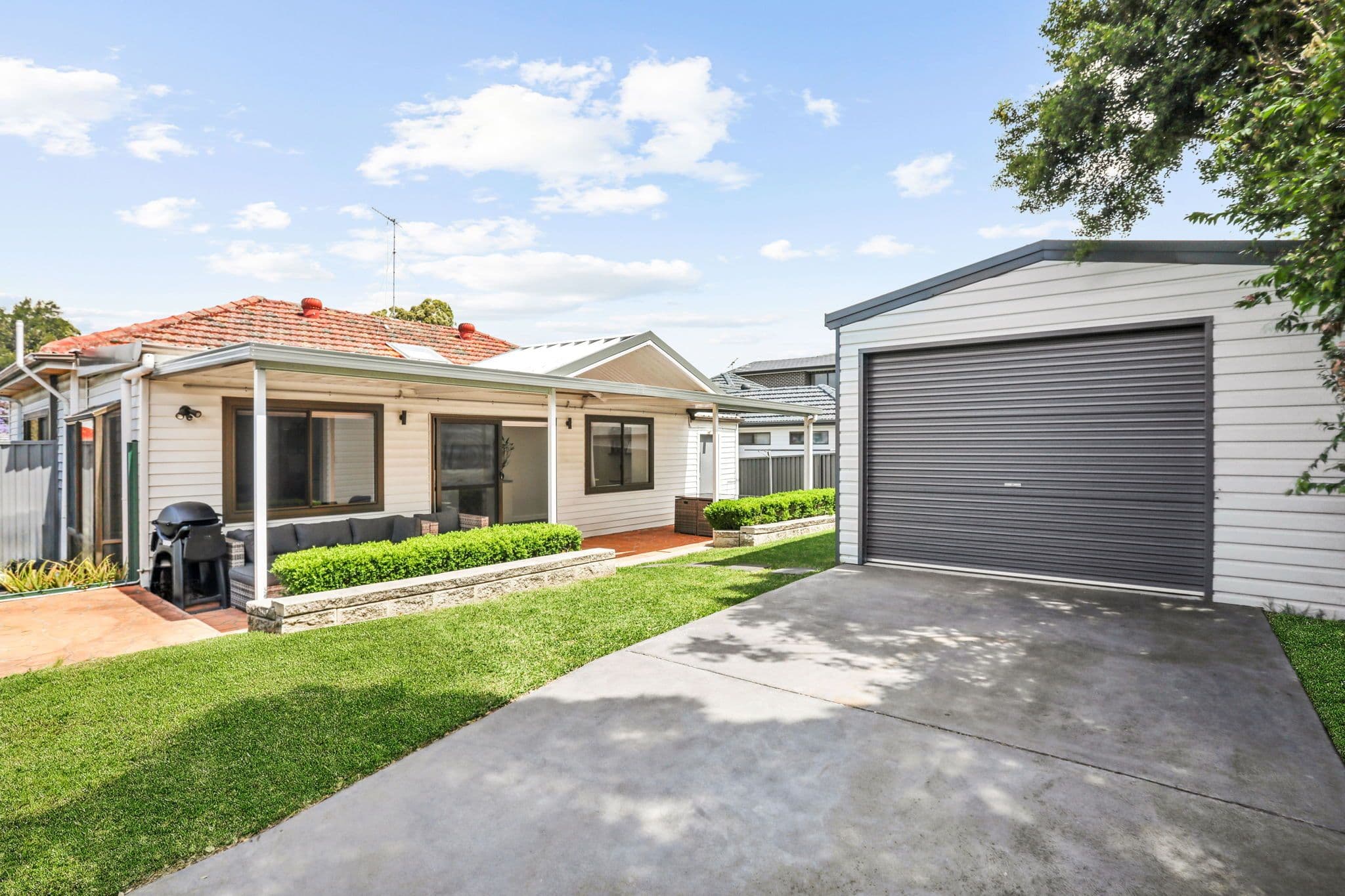 6 Walker Avenue, Peakhurst NSW 2210, Peakhurst - Image 1