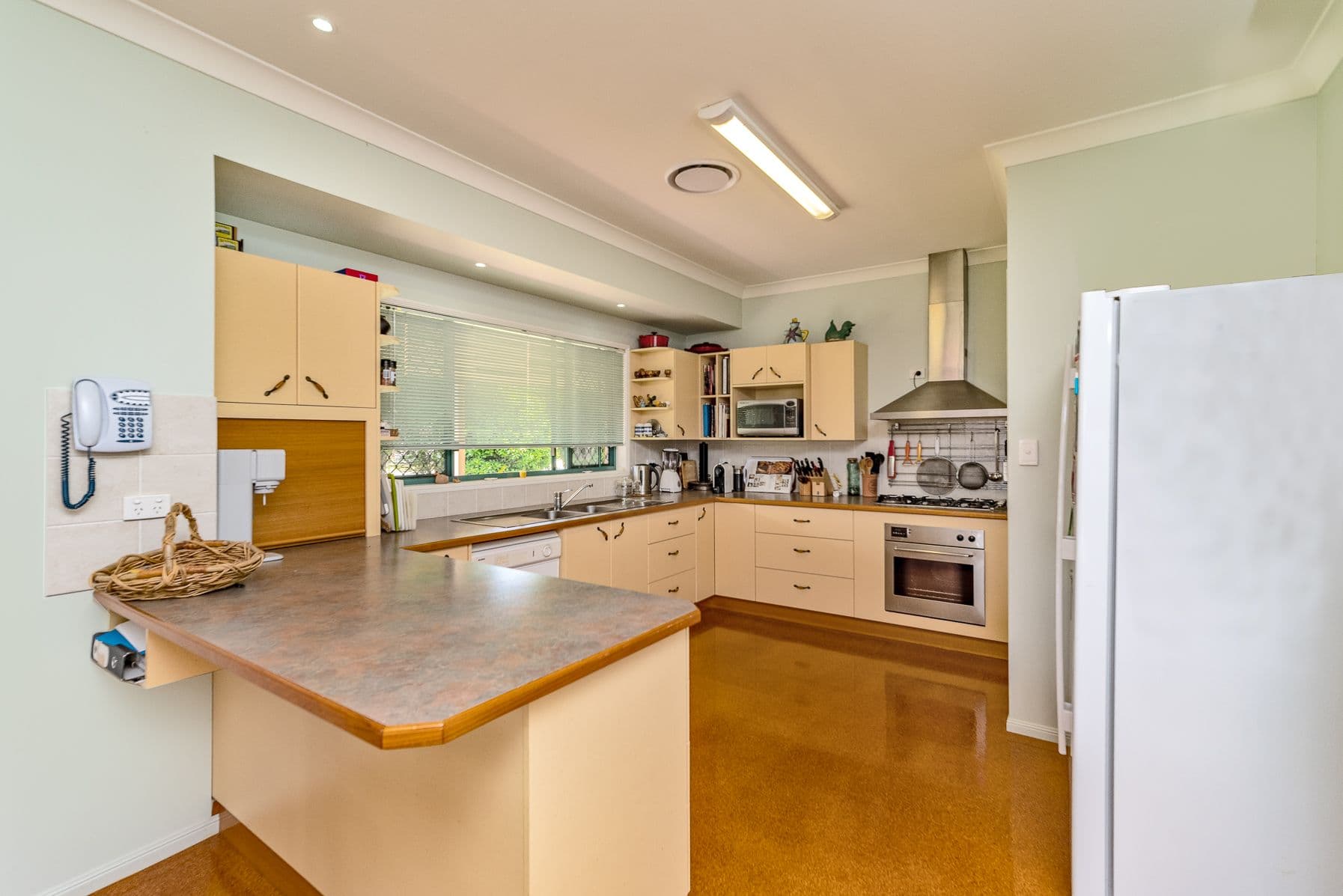 24 Kathleen Crescent, Beaudesert QLD 4285, Beaudesert - Thumbnail 5