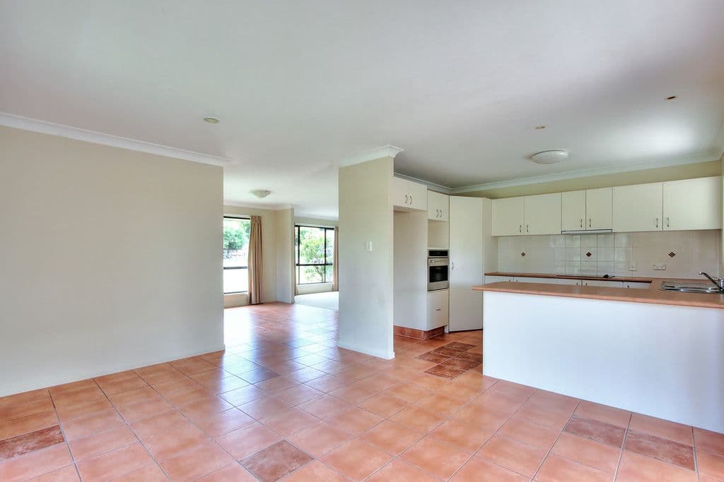 1 Pele Court, Underwood QLD 4119, Underwood - Thumbnail 3