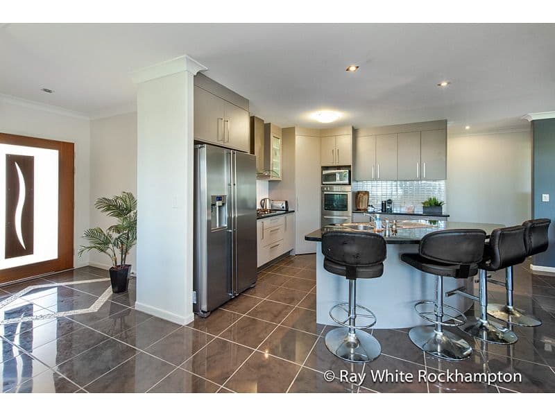 19 Broadhurst Drive, GRACEMERE QLD 4702, Gracemere - Thumbnail 3