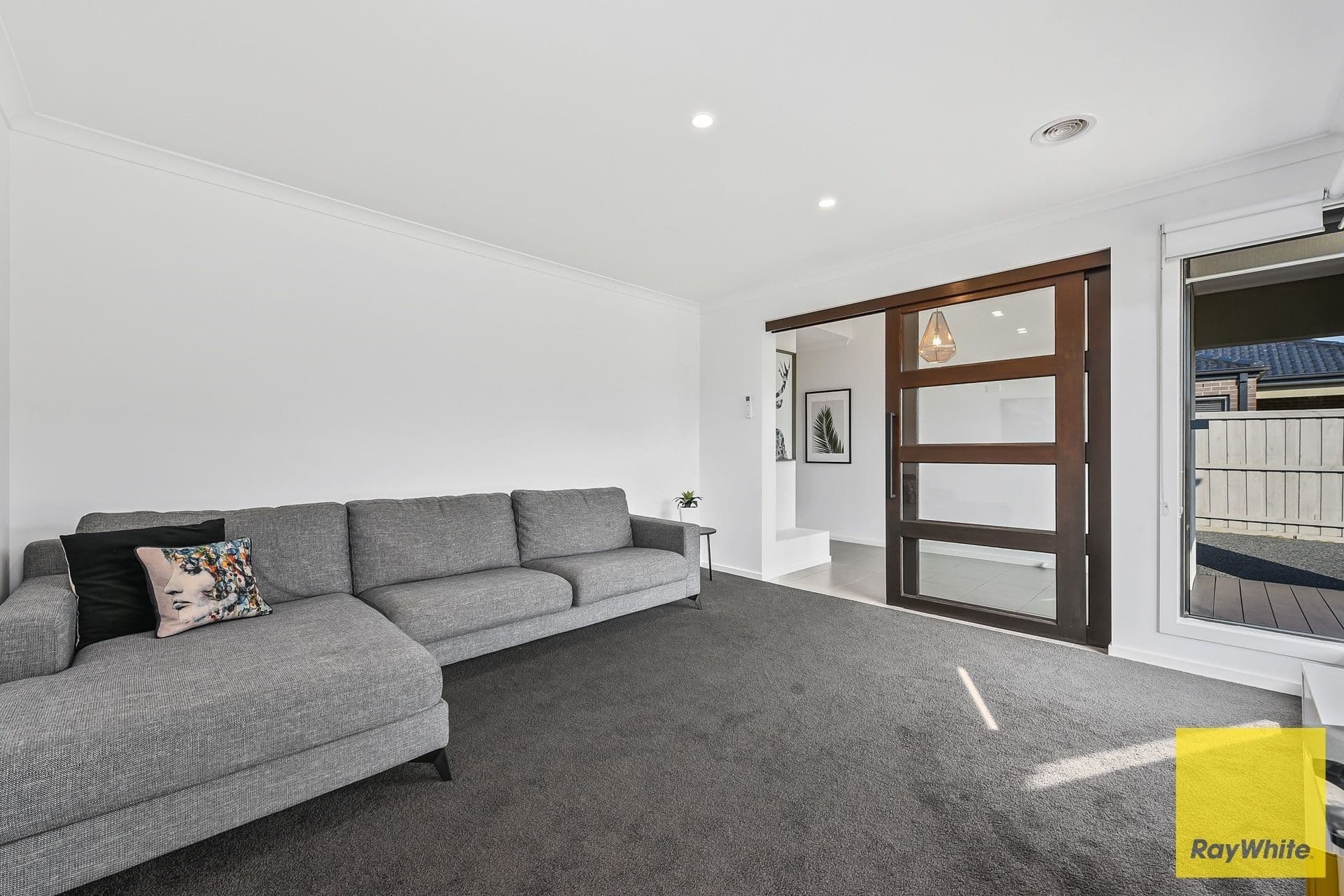 4 Bluebank Avenue, Clyde North VIC 3978, Clyde North - Thumbnail 6