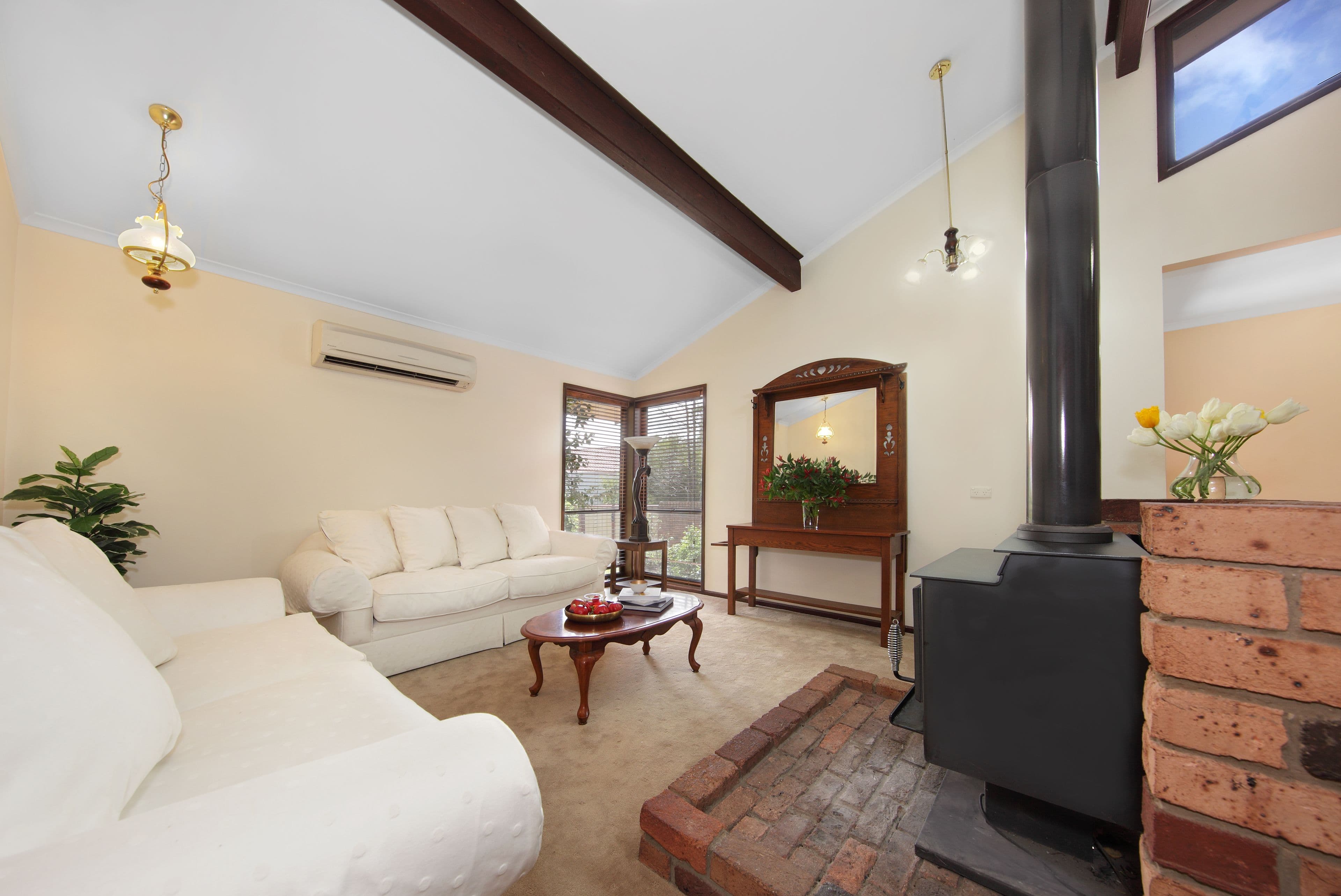 50 O'Halloran Circuit, Kambah ACT 2902, Kambah - Thumbnail 2
