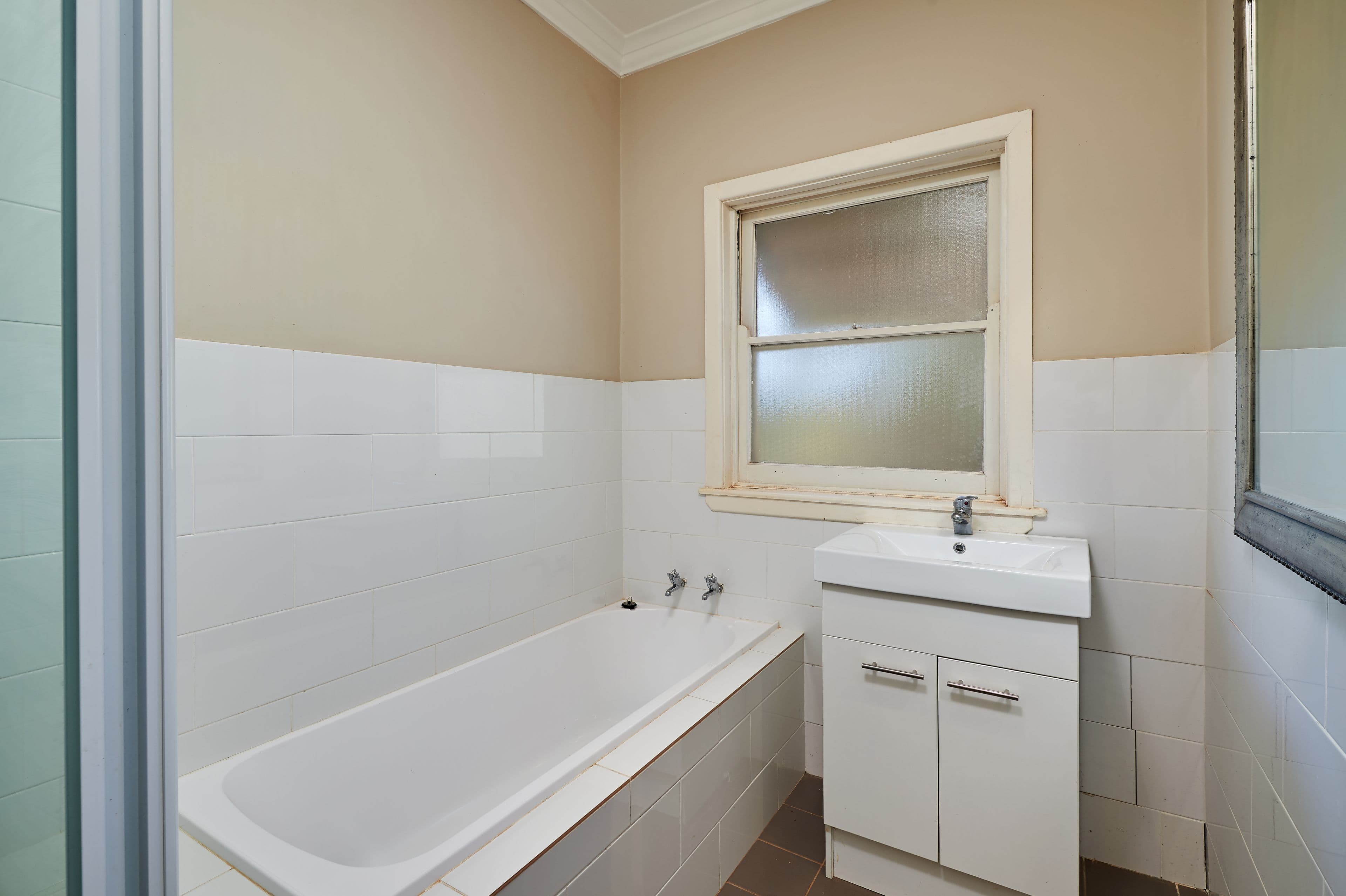 12 Kindra Crescent, Coolamon - Thumbnail 7