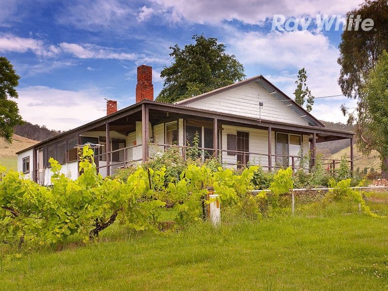 23 Park Hill Road, ESKDALE VIC 3701, Eskdale - Image 1