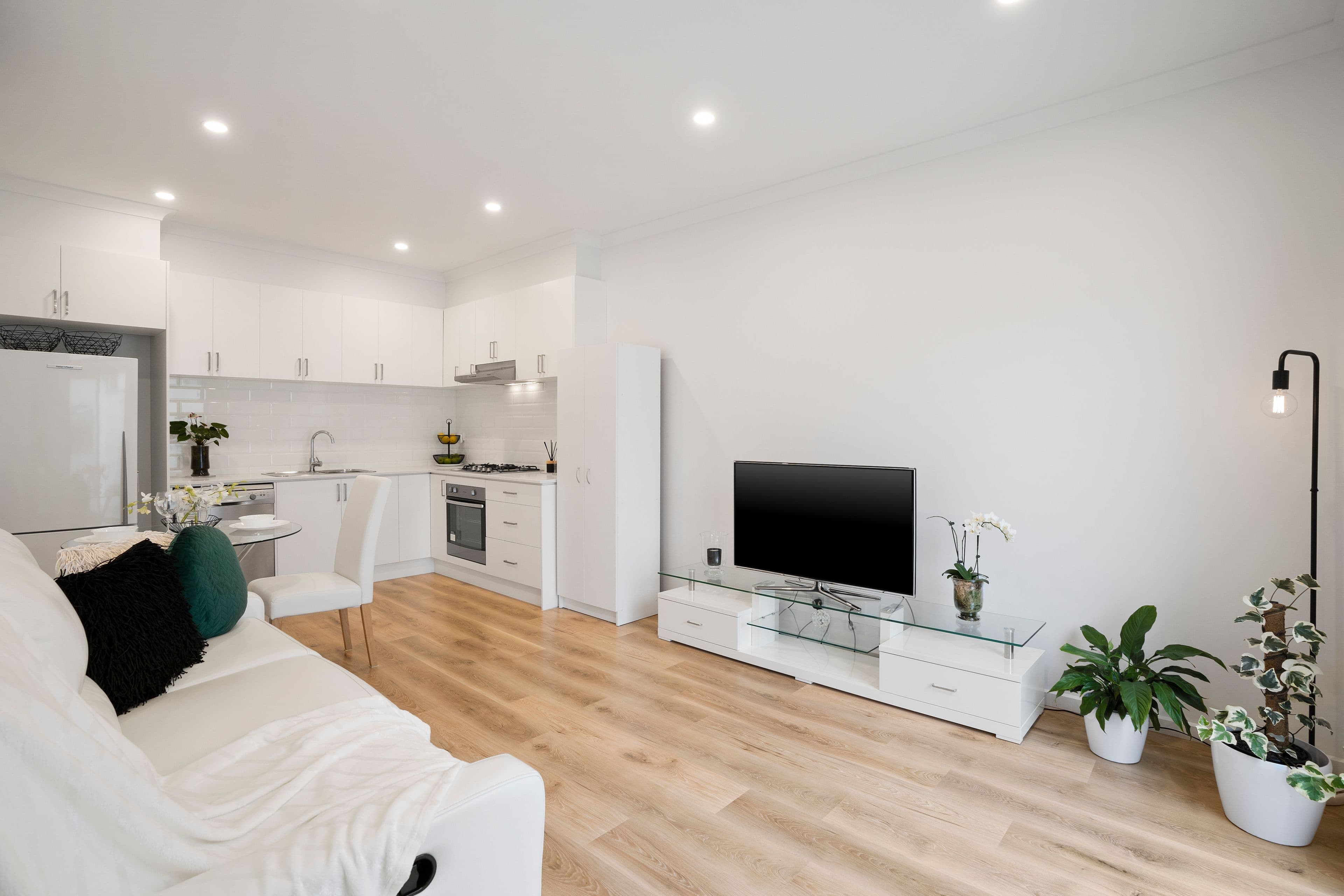10 Elm Street, Bayswater VIC 3153, Bayswater - Thumbnail 4