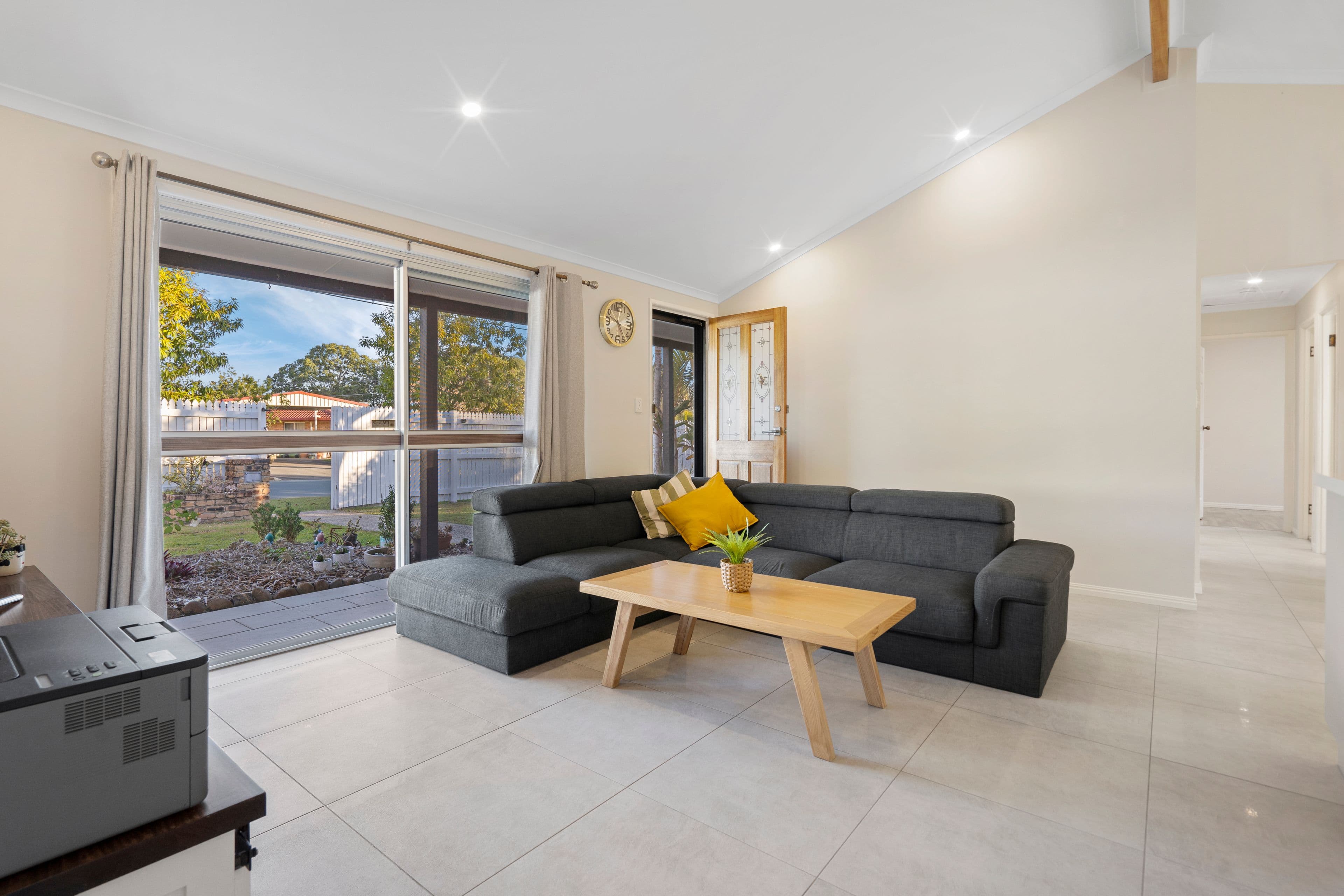 8 Davina Street, Shailer Park QLD 4128, Shailer Park - Thumbnail 2