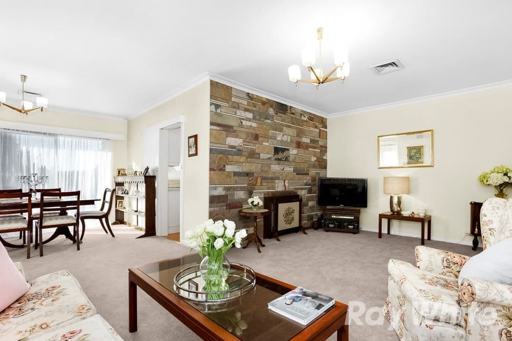26 Ingleside Crescent, Glen Waverley VIC 3150, Glen Waverley - Thumbnail 4