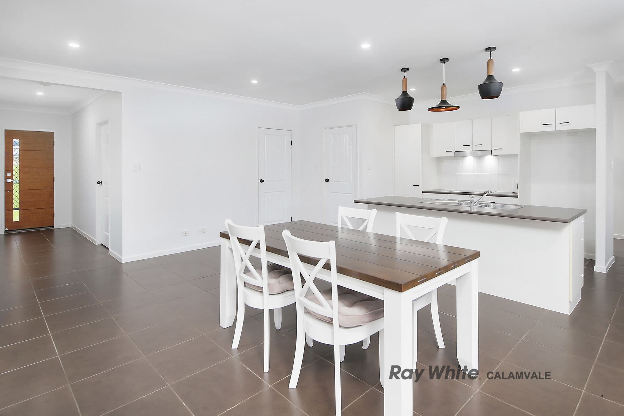 31 Emerald Crescent, Springfield QLD 4300, Springfield - Thumbnail 2