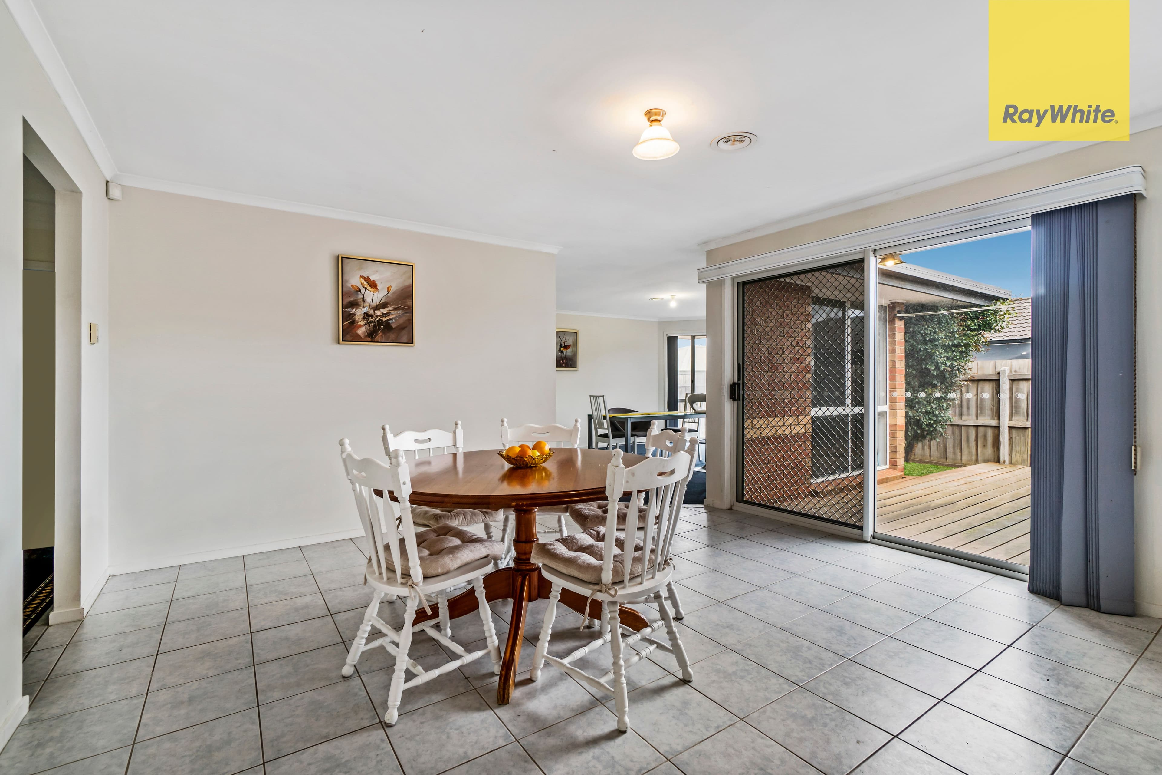 8 Ruben Drive, Sydenham VIC 3037, Sydenham - Thumbnail 7