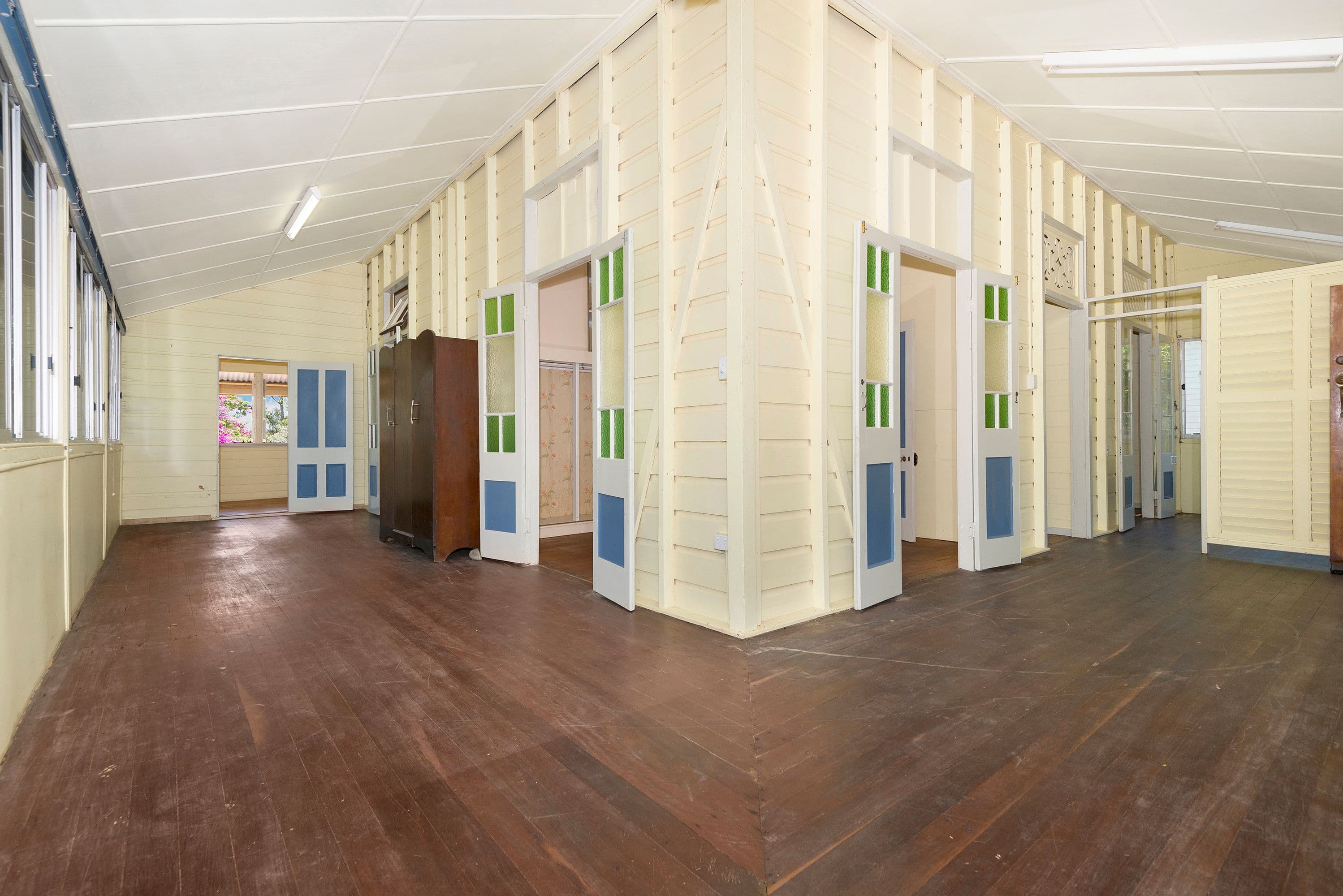 22 Stagpole Street, West End QLD 4810, West End - Thumbnail 2