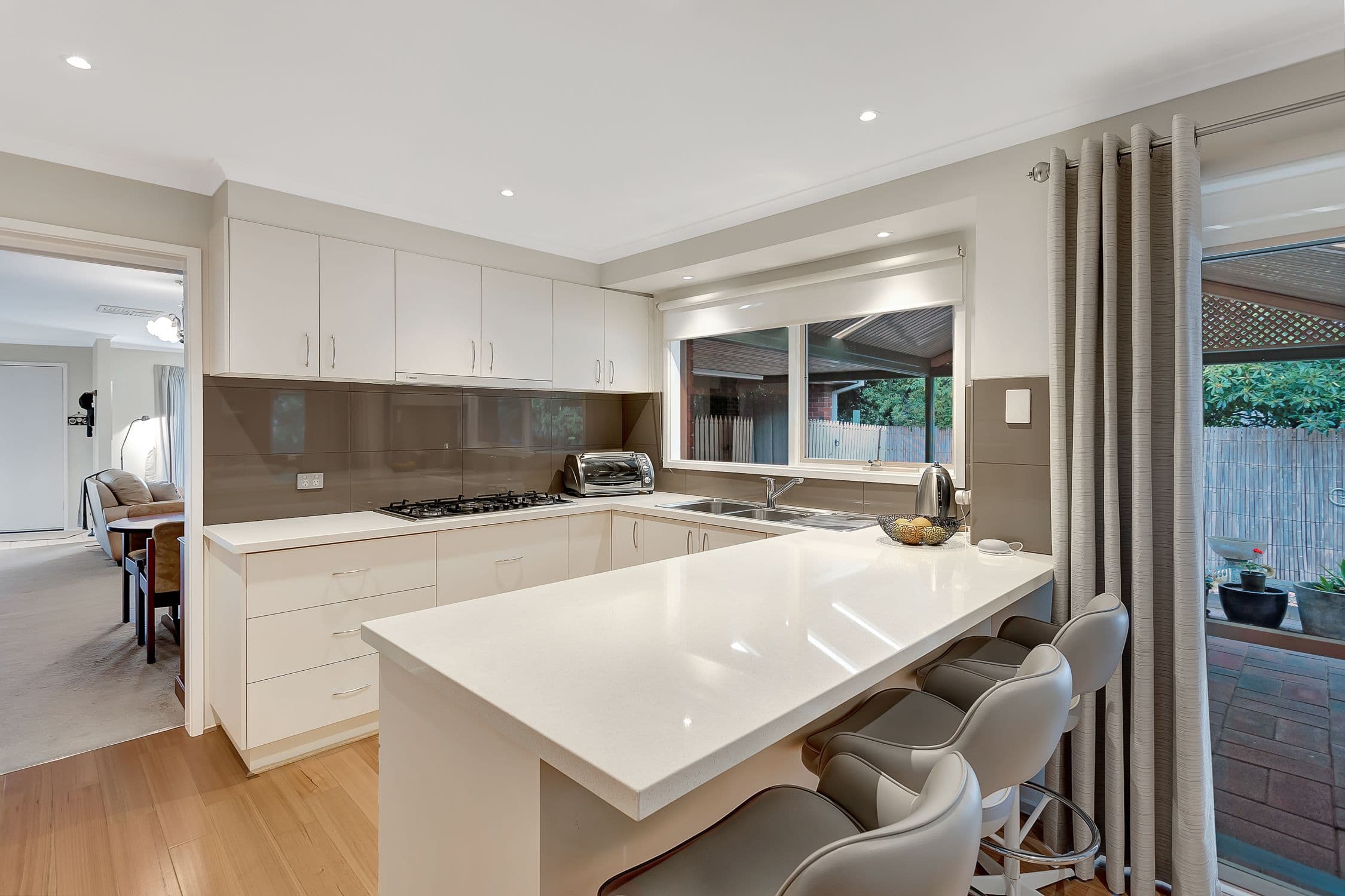125 Lakeview Drive, Lilydale VIC 3140, Lilydale - Thumbnail 2