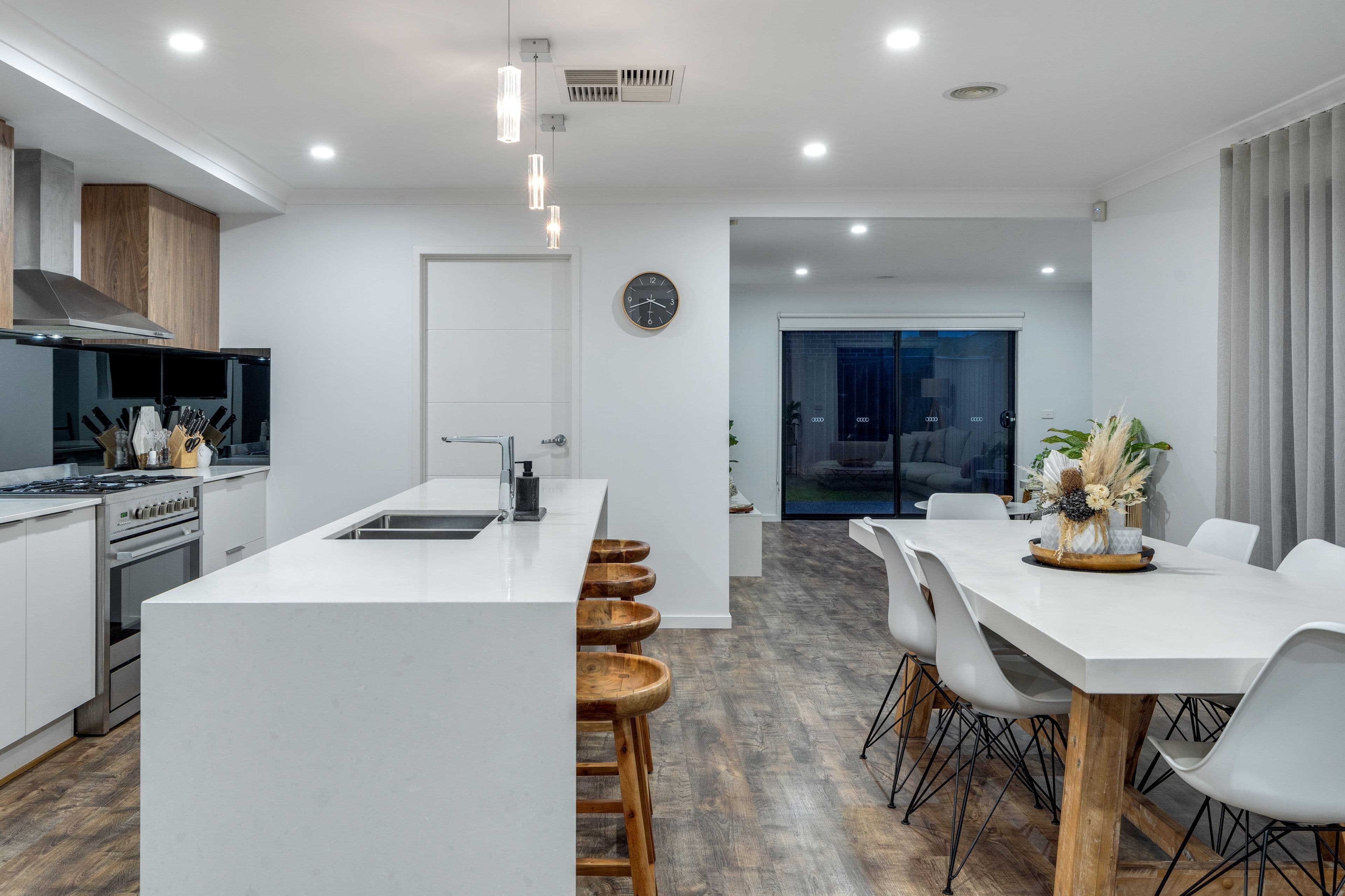 6 Moncton Way, Mickleham VIC 3064, Mickleham - Thumbnail 2