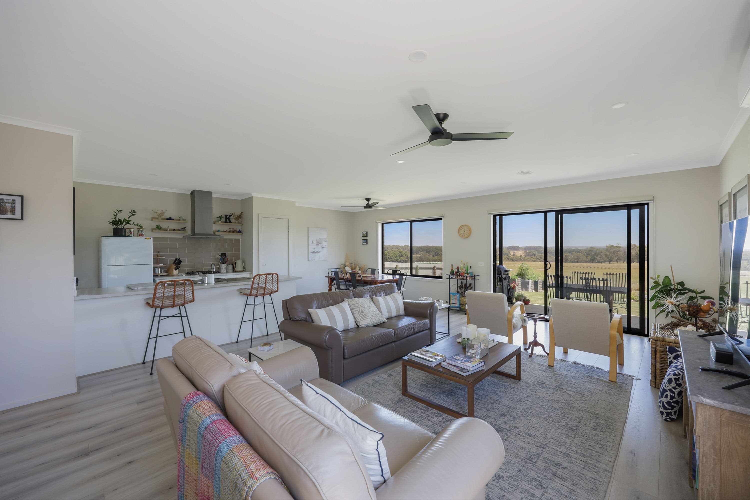 65 Barrett Street, Timboon VIC 3268, Timboon - Thumbnail 3