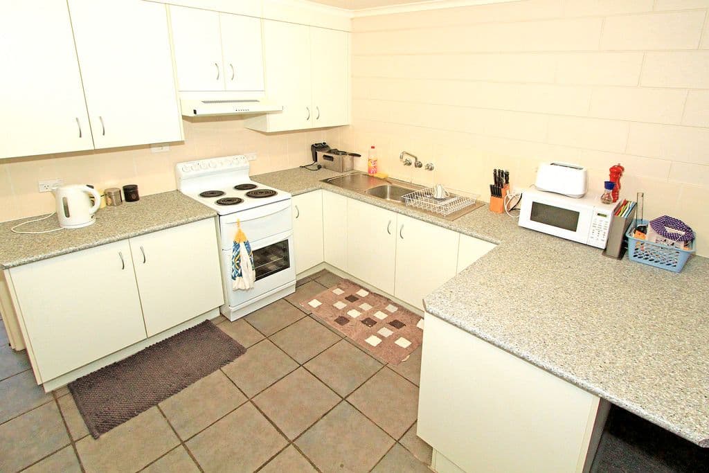 14 Booker Street, Park Avenue QLD 4701, Park Avenue - Thumbnail 3