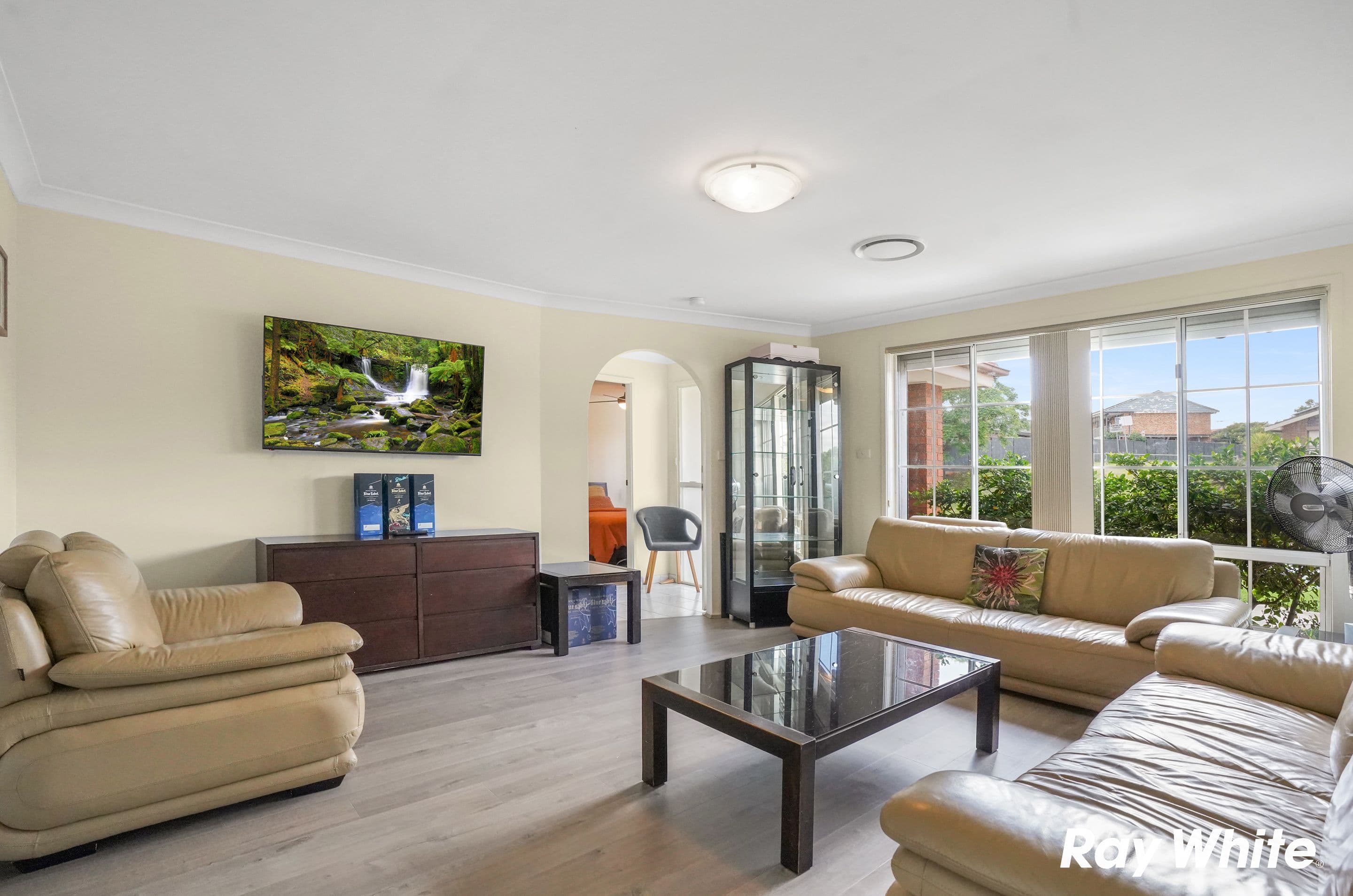 179 & 179a Mcfarlane Drive, Minchinbury NSW 2770, Minchinbury - Thumbnail 2