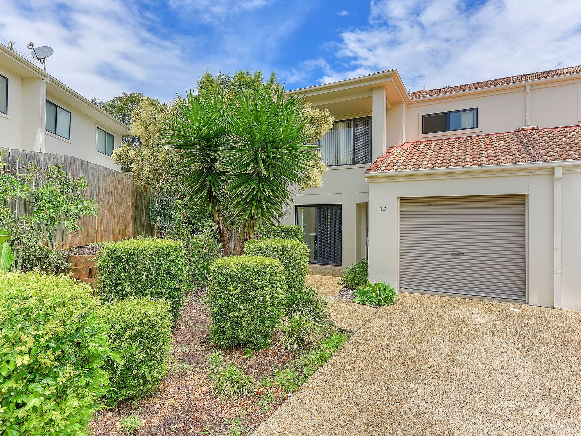 10 Diane Court, Calamvale QLD 4116, Calamvale - Image 1