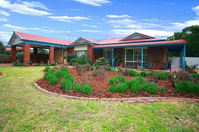 1 Hyde Park Walk, MOOROOLBARK VIC 3138, Mooroolbark - Image 1