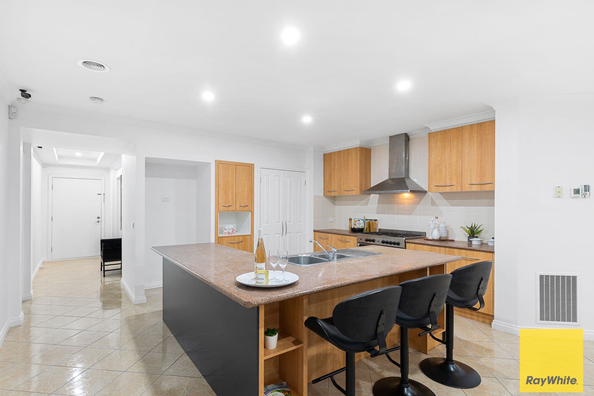 41 Dobell Crescent, Caroline Springs VIC 3023, Caroline Springs - Thumbnail 7