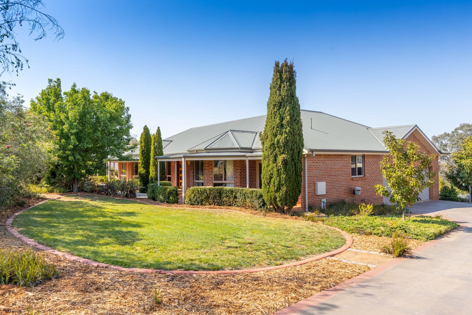 8 Vallencia Drive, Murrumbateman NSW 2582, Murrumbateman - Image 1
