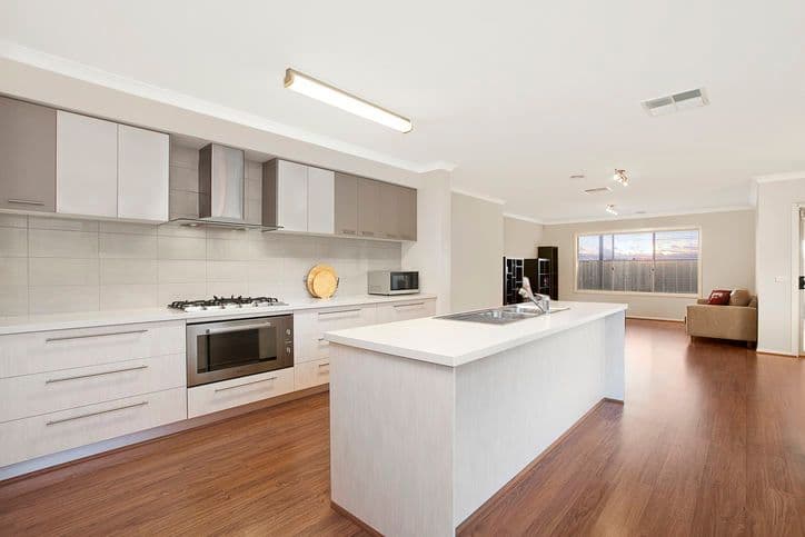 3 Yellowgum Avenue, LYNDHURST VIC 3975, Lyndhurst - Image 1