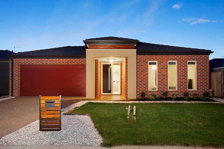 3 Yellowgum Avenue, LYNDHURST VIC 3975, Lyndhurst - Thumbnail 2