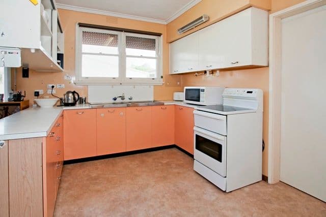 211 Aberdeen Street, NEWTOWN VIC 3220, Newtown - Thumbnail 6