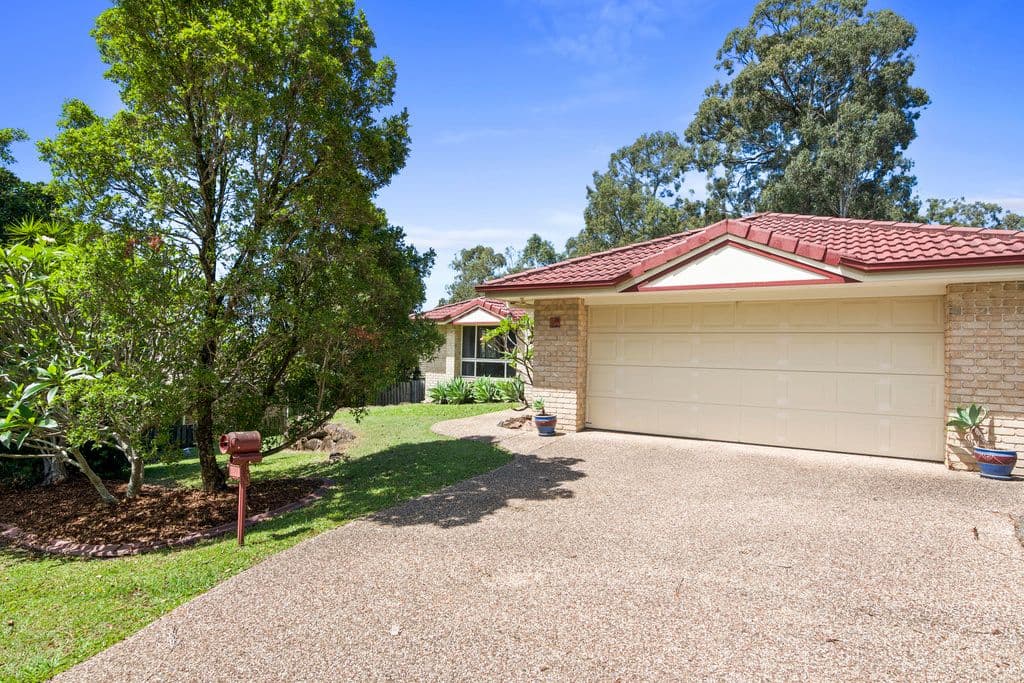 20 Hibertia Avenue, Elanora QLD 4221, Elanora - Thumbnail 3