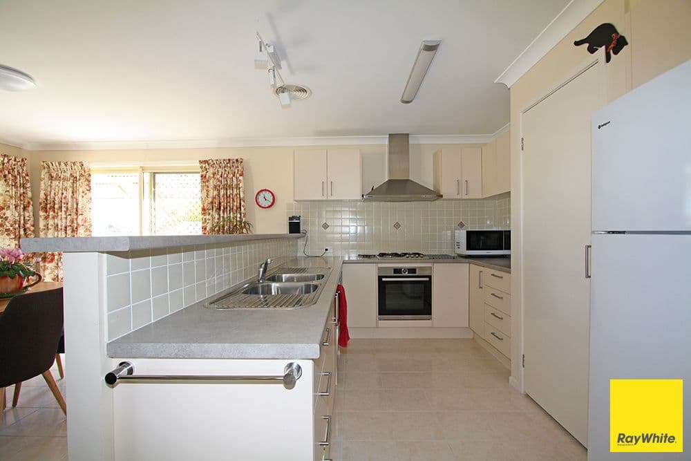 14 Deniston Circuit, Bungendore - Thumbnail 2