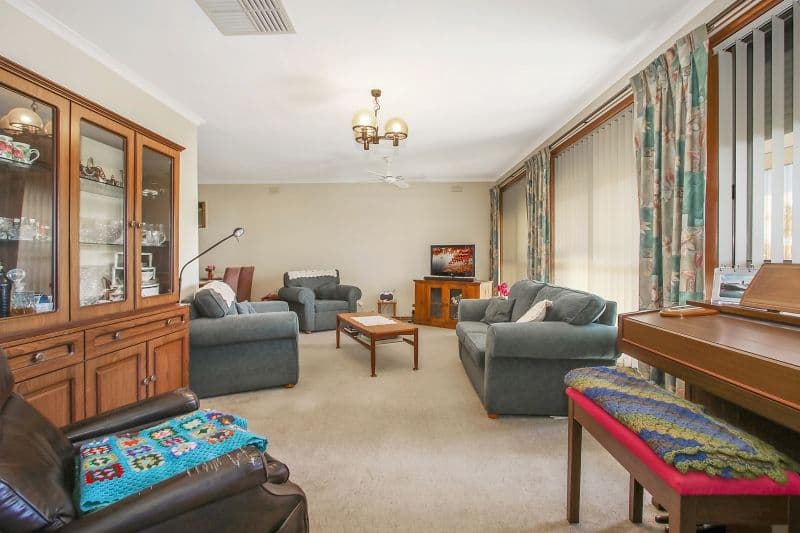 343 Lawrence Street, Wodonga VIC 3690, West Wodonga - Thumbnail 2