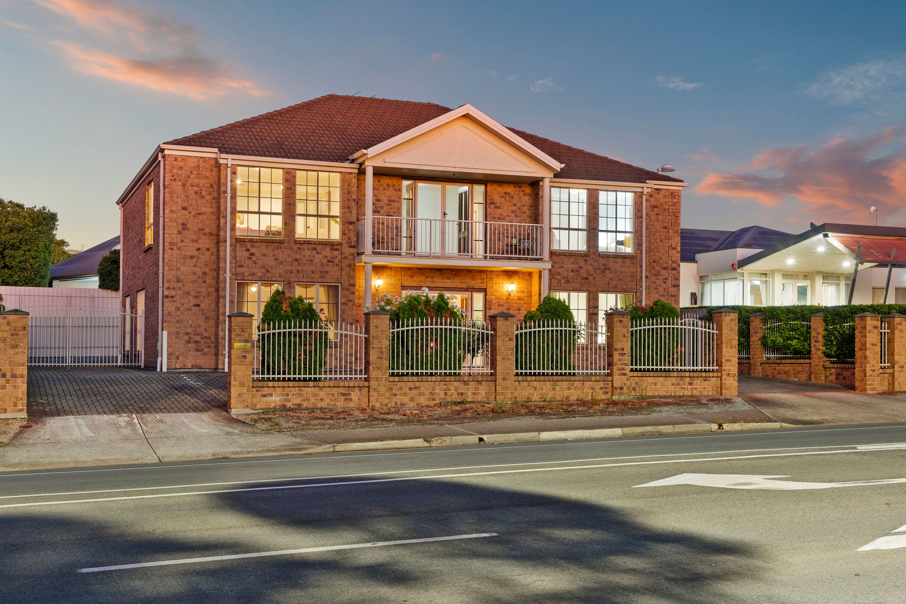 99 Awoonga Road, Hope Valley SA 5090, Hope Valley - Thumbnail 2