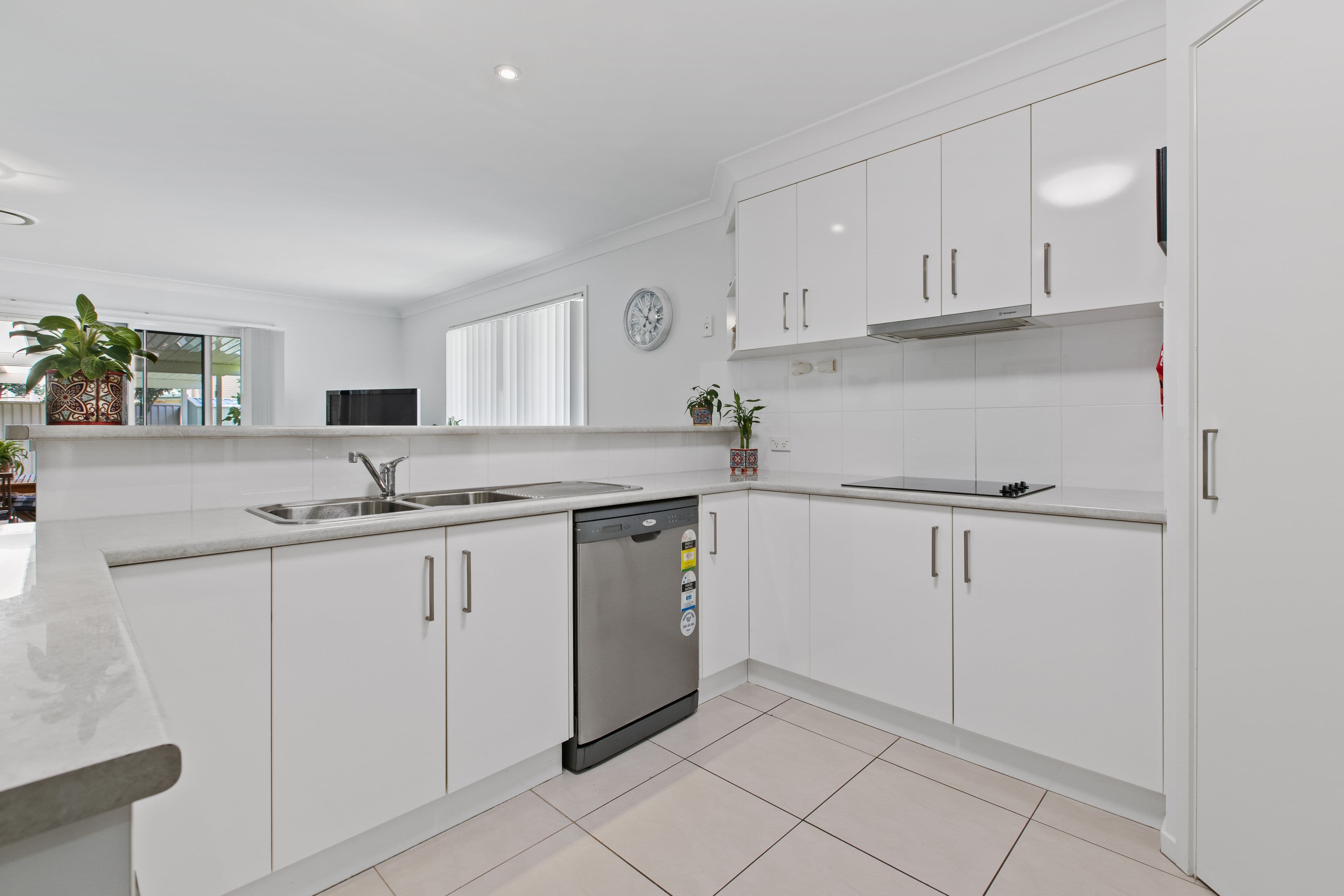 43 Jessielea Street, Wynnum West QLD 4178, Wynnum West - Thumbnail 5