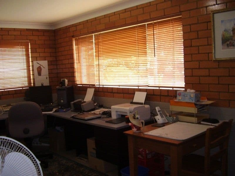 25 Gaillardia Street, MACGREGOR QLD 4109, Macgregor - Thumbnail 7