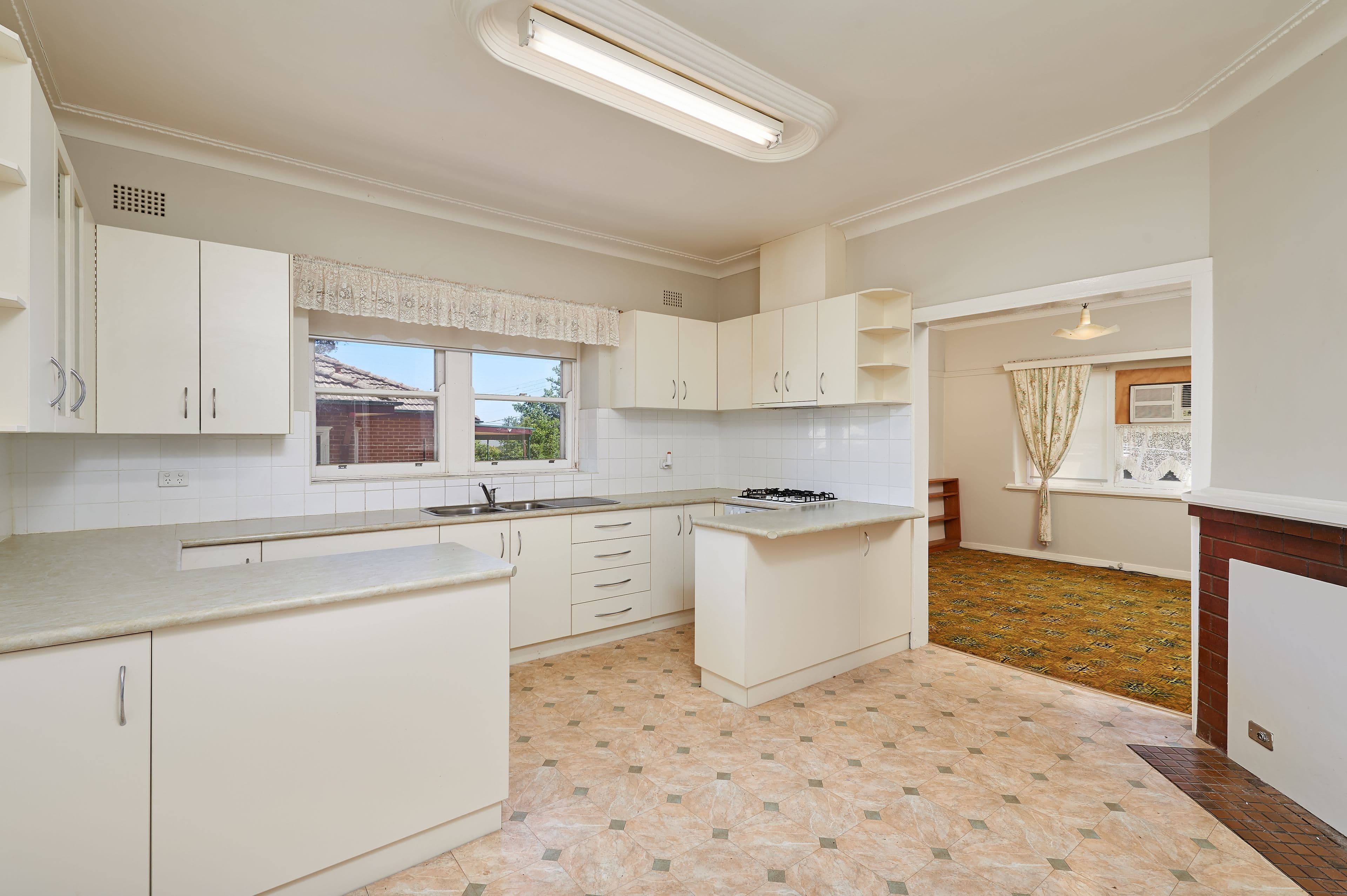 56 Blamey Street, Turvey Park - Thumbnail 8