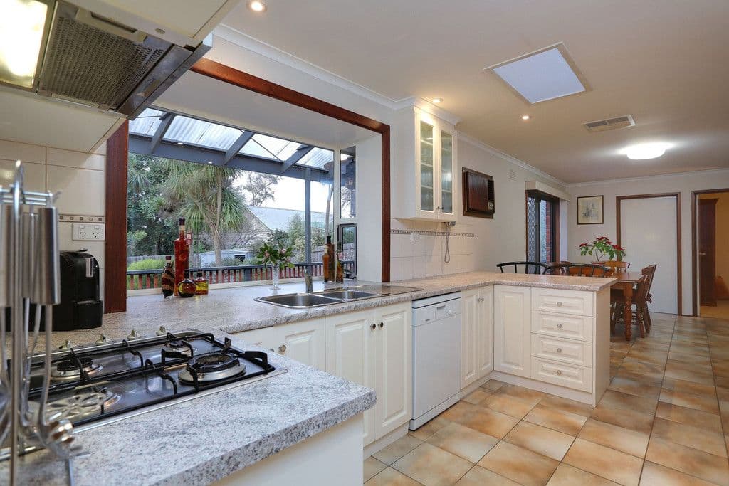 6 OAKTREE Road, CROYDON NORTH VIC 3136, Croydon North - Thumbnail 4