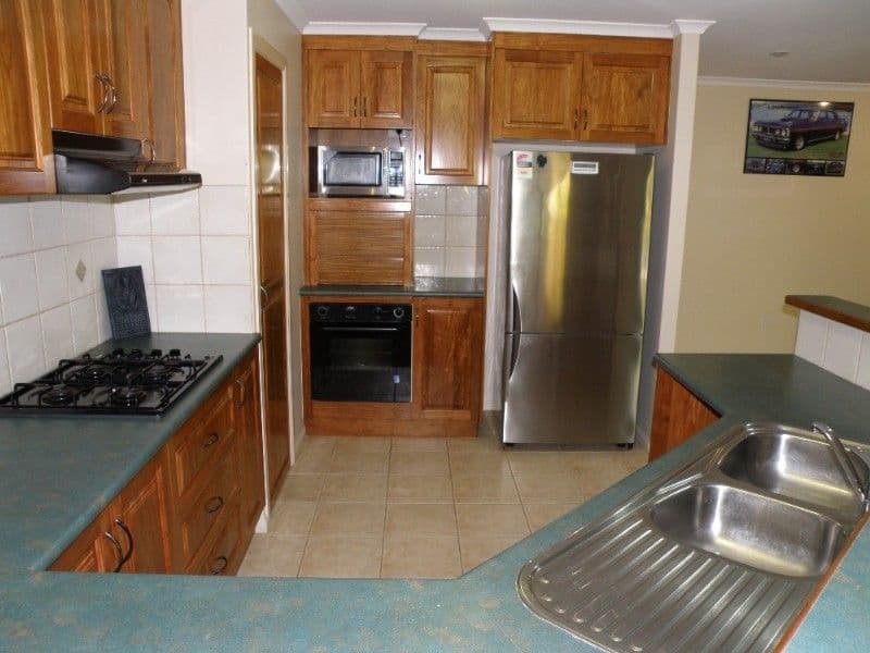 17 Culloden Place, BEACONSFIELD QLD 4740, Beaconsfield - Thumbnail 3