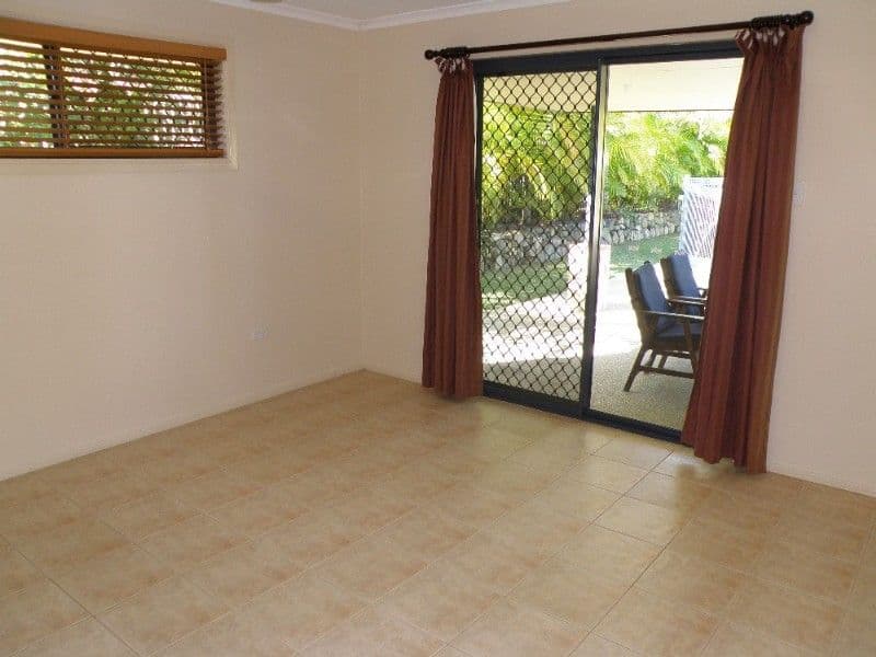 17 Culloden Place, BEACONSFIELD QLD 4740, Beaconsfield - Thumbnail 7