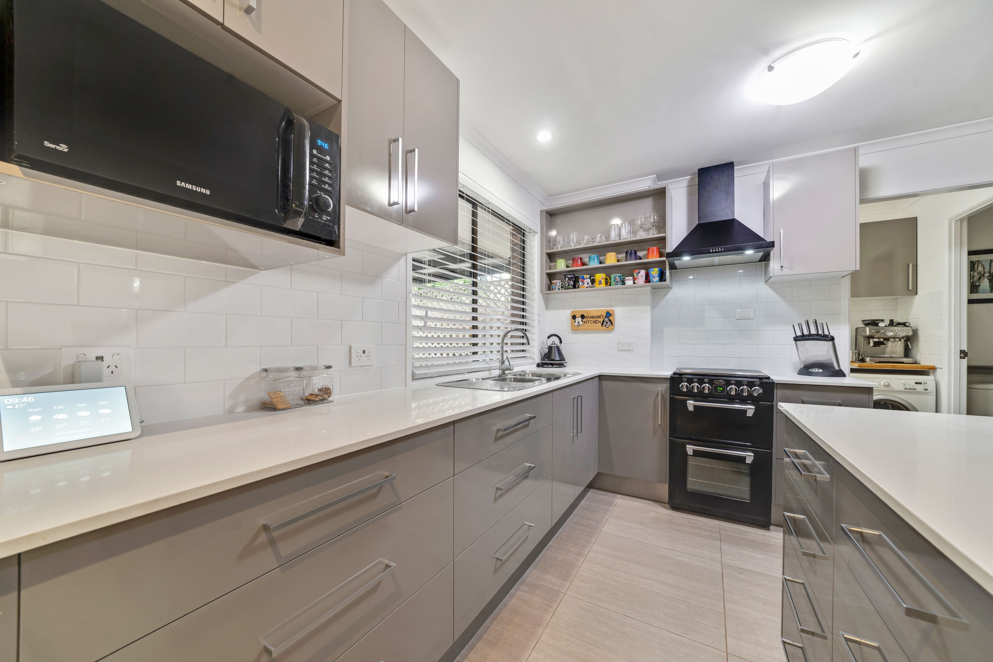 1 Delanty Court, Edens Landing QLD 4207, Edens Landing - Thumbnail 2