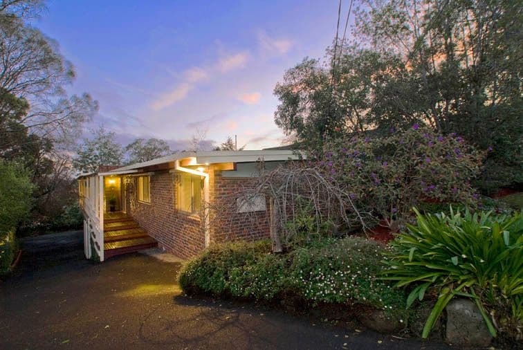 6 Baradine Road, MOOROOLBARK VIC 3138, Mooroolbark - Image 1