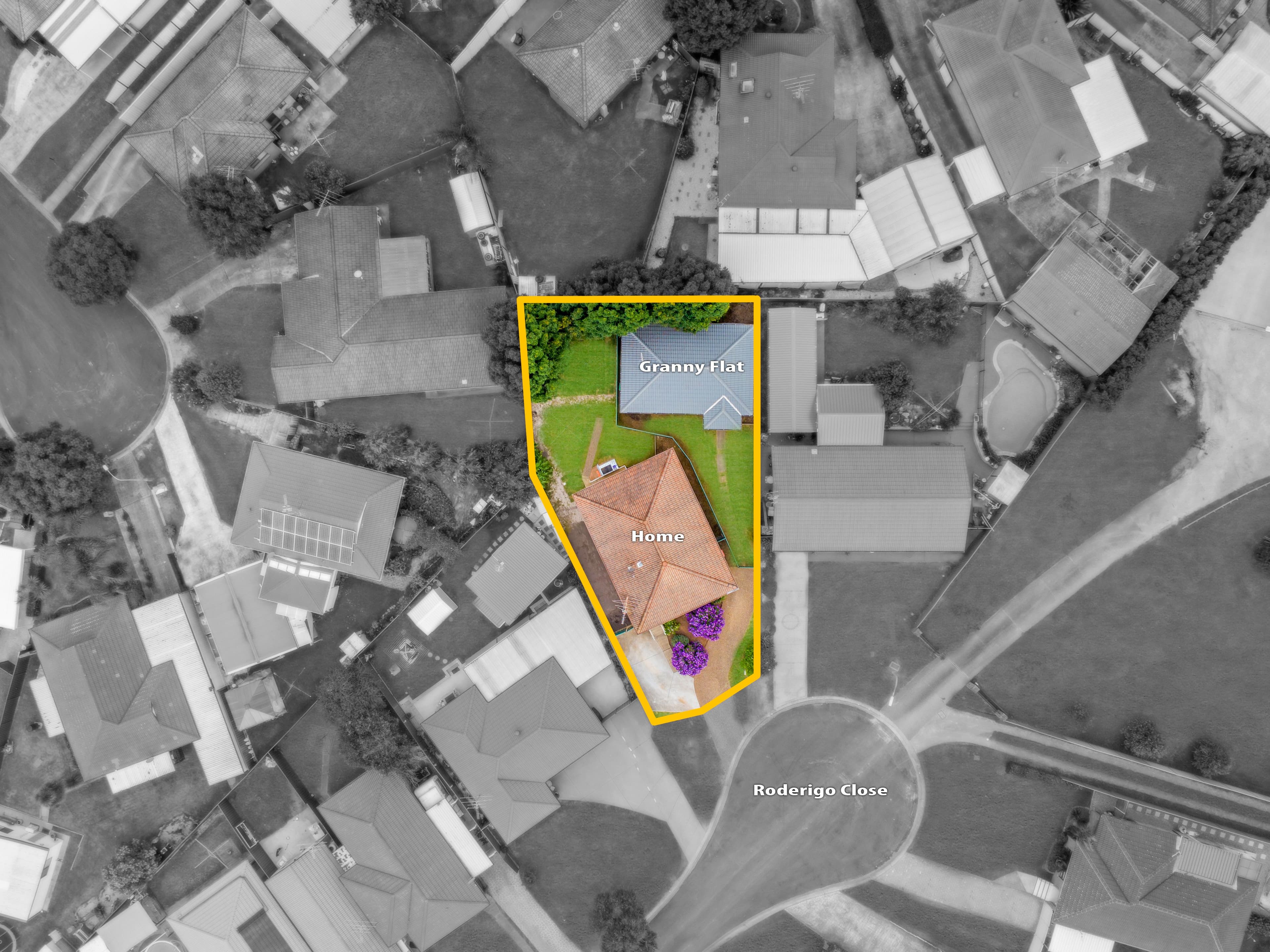 11 & 11A Roderigo Close, Rosemeadow NSW 2560, Rosemeadow - Thumbnail 2
