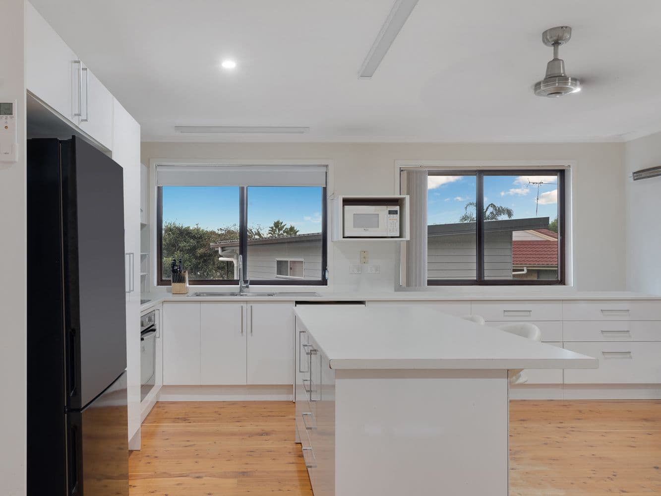 11 & 11A Roderigo Close, Rosemeadow NSW 2560, Rosemeadow - Thumbnail 6