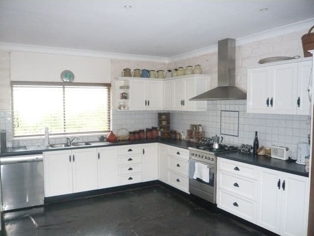 9 Kingston Terrace, AUBURN SA 5451, Auburn - Thumbnail 2