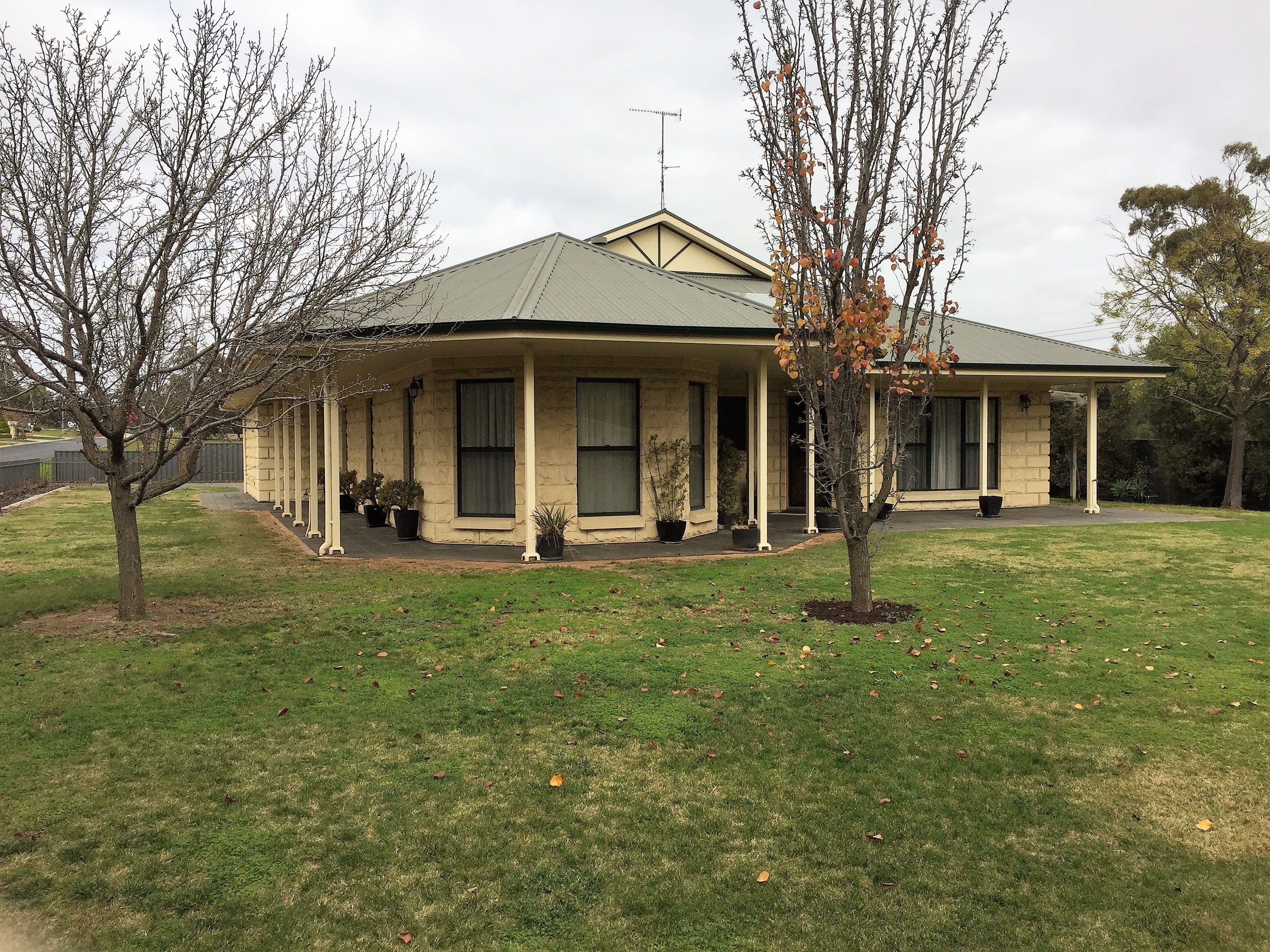 1 McLean Avenue, Bordertown SA 5268, Bordertown - Image 1
