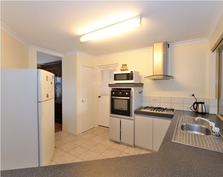 158 Willmott Drive, WAIKIKI WA 6169, Waikiki - Thumbnail 5