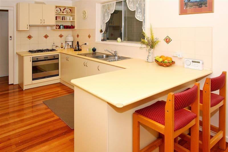 3 Maureva Court, BUNDOORA VIC 3083, Bundoora - Thumbnail 2