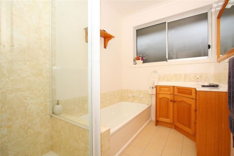3 Maureva Court, BUNDOORA VIC 3083, Bundoora - Thumbnail 6