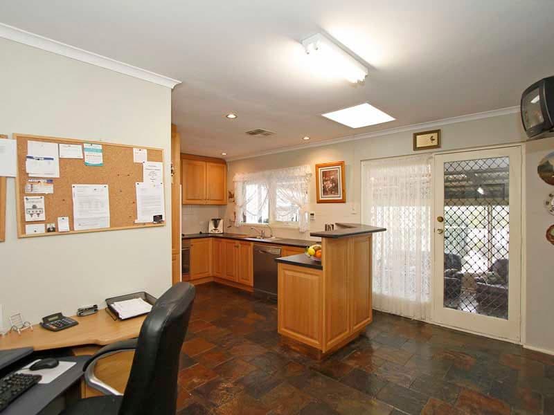 36 Winchley Way, HUNTFIELD HEIGHTS SA 5163, Huntfield Heights - Thumbnail 5