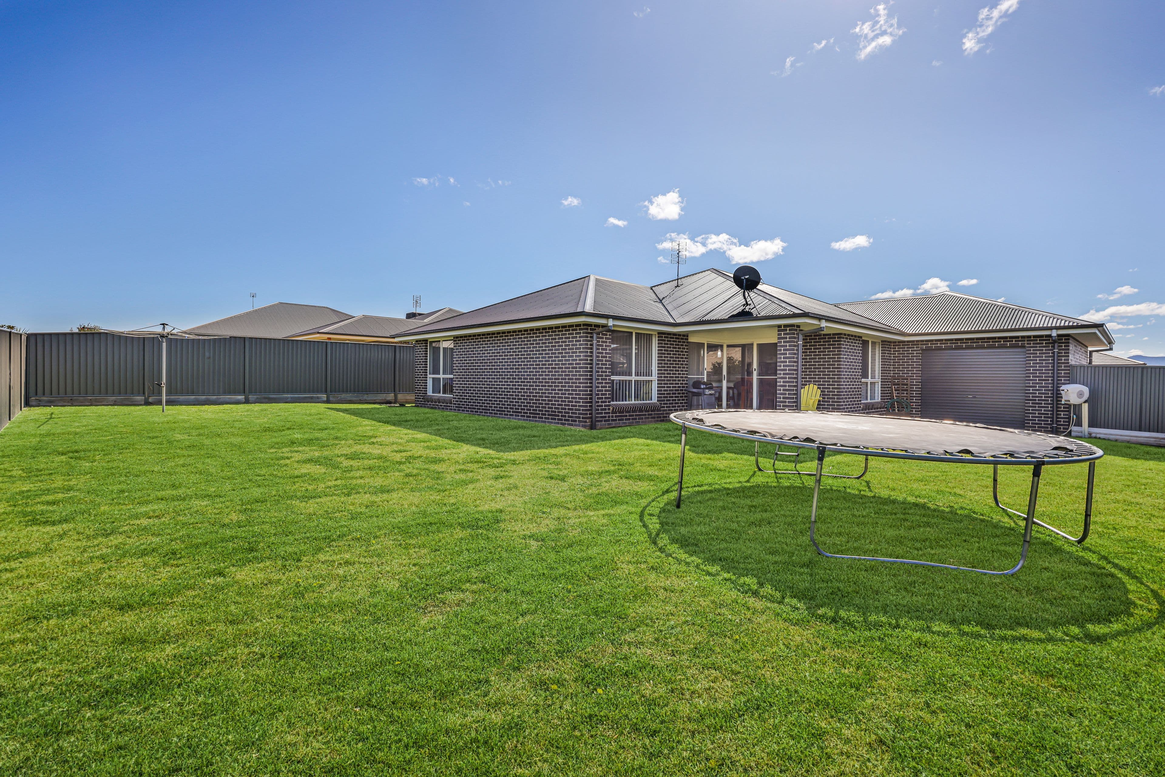 12 Kingham Street, Tamworth NSW 2340, North Tamworth - Thumbnail 2